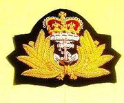 ROYAL NAVY OFFICER HAT CAP CAPT. Queens Crown BADGE NEW - Free Ship